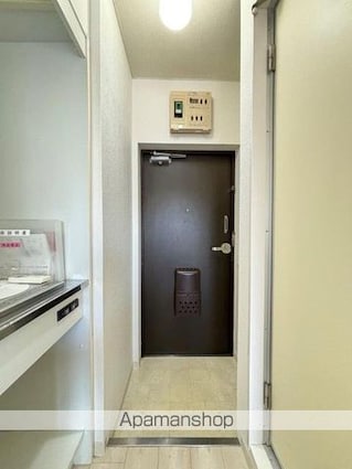 ＯＮＥ　ＲＯＯＦ　ＦＬＡＴ　ＮＩＳＨＩＷＡＳＥＤＡ[1R/14.13m2]の玄関