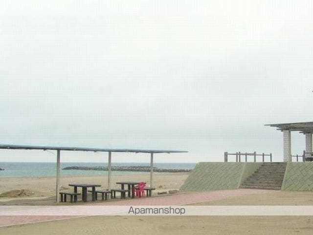 レオナールの周辺写真