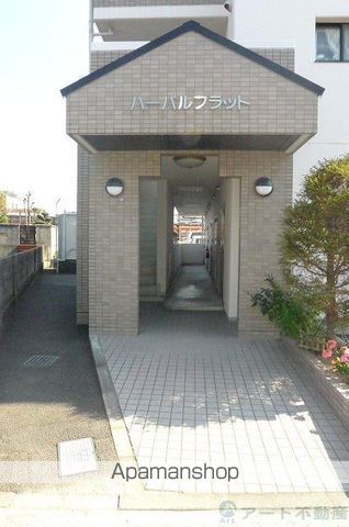 ハーバルフラットの玄関写真