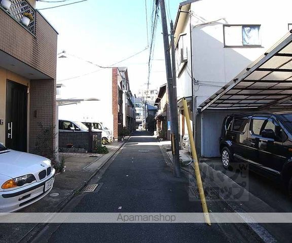 グランレブリー御所西の周辺写真