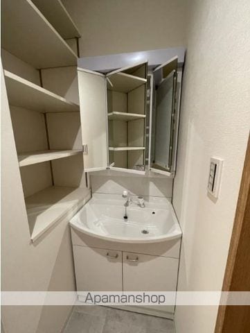 セントレジデンス菊水の内装写真