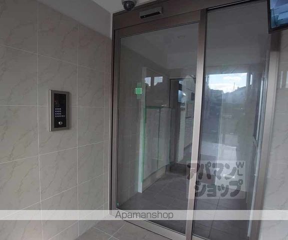 RESIDENCE西小路小米町の玄関写真