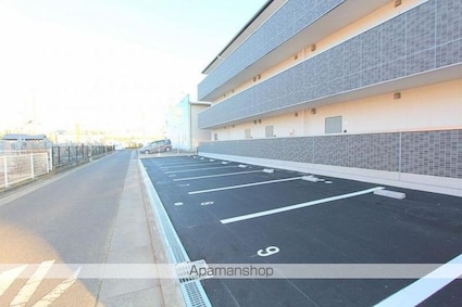 パークサイドヒルズ伏石[1LDK/41.28m2]の駐車場