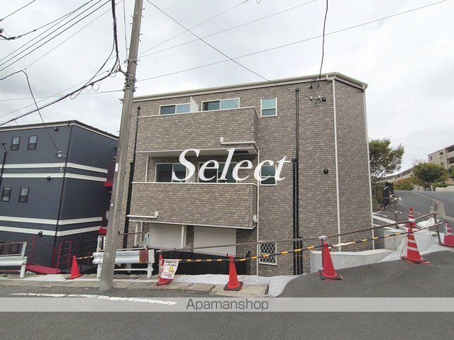 ハーミットクラブハウス杉田の外観写真