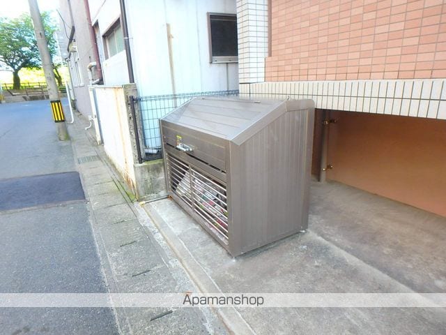 PARK SIDE 葉月館の玄関写真