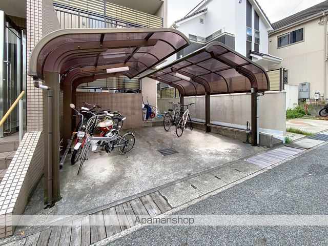 ロイヤルハイツ有野の外観写真