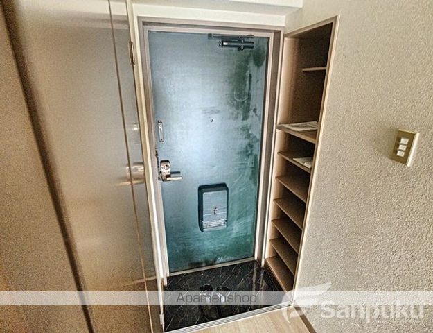 トレンディ山越の内装写真