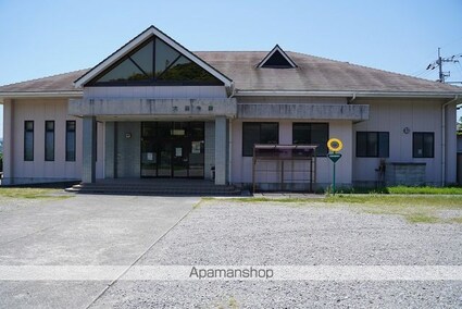 ルジャーダ[1LDK/50.05m2]の周辺3