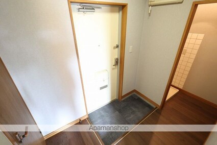 愛知県半田市雁宿町３丁目[1DK/30.05m2]の玄関