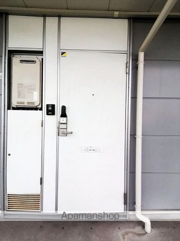 レオパレスコンフォール石橋Bの外観写真