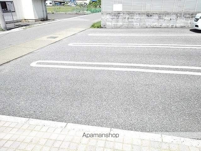 揖斐郡池田町 2階建 築23年のその他写真