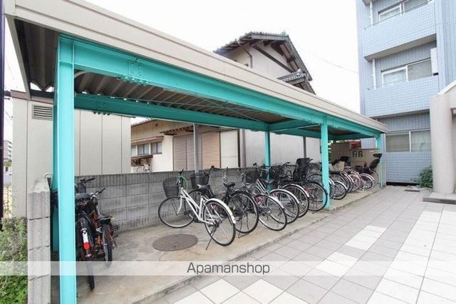 ドルフィン伏石[3LDK/70.68m2]の共用部5
