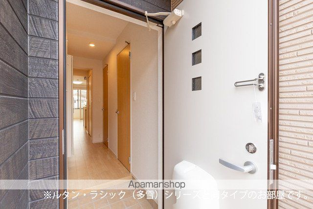 シャルマン天童Iの玄関写真