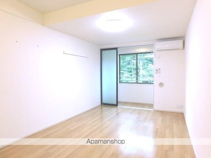 コリーヌ　Ｃ[1K/35.62m2]のリビング・居間