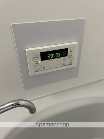フレッドペリーの内装写真