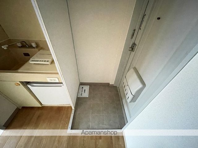 ロイヤル柏原の内装写真
