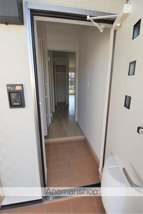 アラドハント　Ｄ[1LDK/50.08m2]の玄関