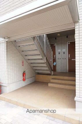 ＪＯＤＥＮ[2LDK/59.58m2]のエントランス