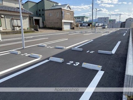 ＤーＲＯＯＭ水落町[1LDK/30.73m2]の駐車場