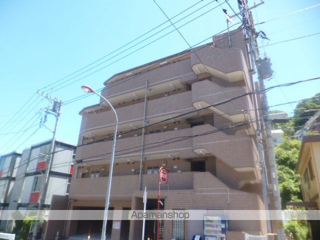 ジュネパレス横須賀の外観写真