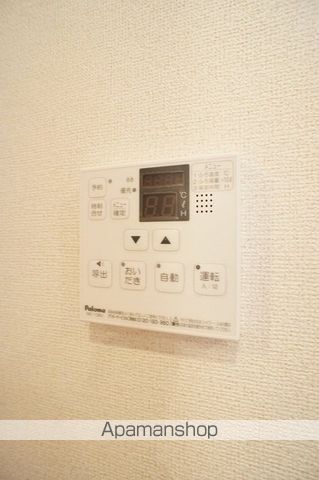 ビッグ アイランドIVの内装写真