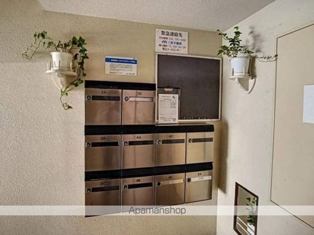 西鉄天神大牟田線 西鉄平尾駅 徒歩3分 4階建 築41年の外観写真