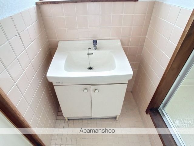 ハイツ西條の内装写真