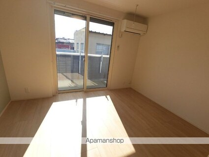 ミルアモールＥ[1LDK/33.75m2]のリビング・居間