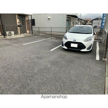Ｂｒａｎｃｈｅ東浜井場[2LDK/60.6m2]の駐車場1