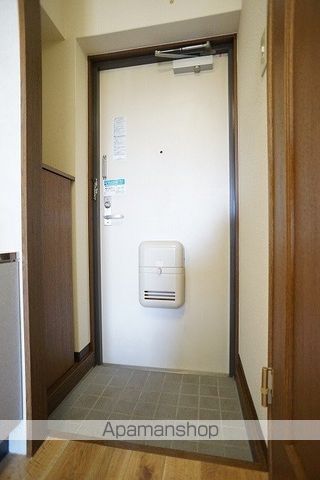 GRANDIRの内装写真
