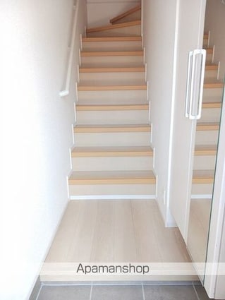 ラビアン　ローズ[2LDK/59.16m2]の玄関