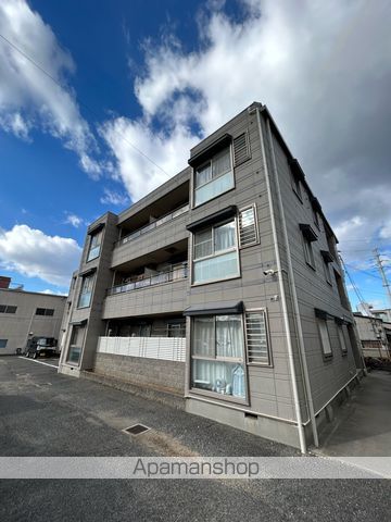 ファミール北花田