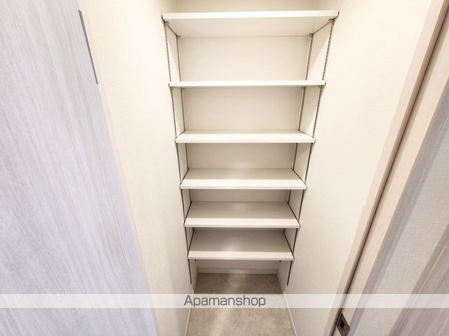 スプランディッドVIIIの内装写真