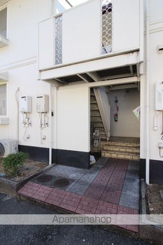 メゾンドール藤岡の玄関写真