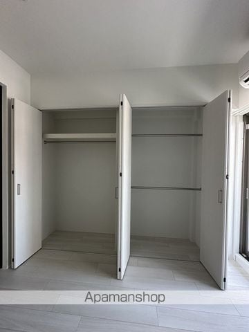 URBANEXUMEDANAKAZAKICHOIIの内装写真