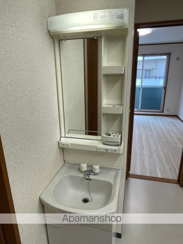 イーストアベニューの内装写真