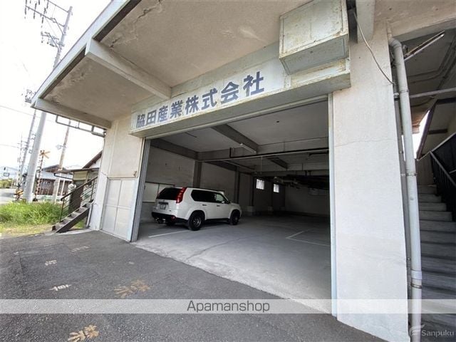 脇田アパートの玄関写真