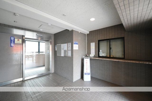 ロイヤルパレス高円寺の玄関写真