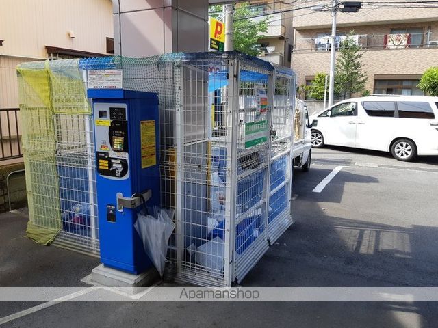 NEWORKの内装写真