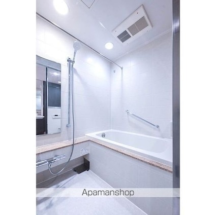 パークフラッツ祐天寺[3LDK/106.81m2]のバス