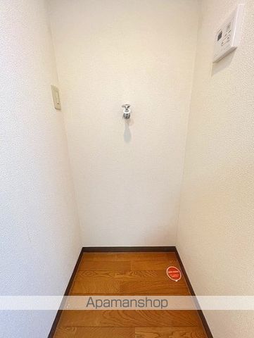 富山地鉄不二越上滝 南富山駅 徒歩2分 3階建 築27年の内装写真
