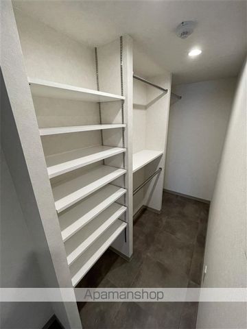 CARRERA N13の内装写真