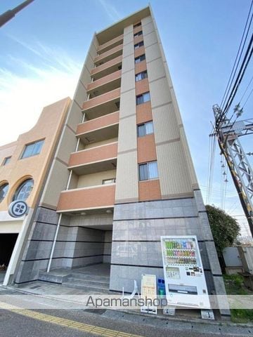 リアライズ瓦町の外観写真