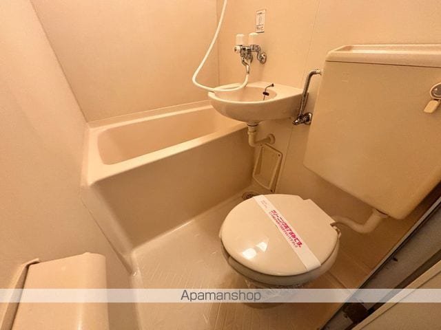 ロイヤルコーポ六十谷の内装写真