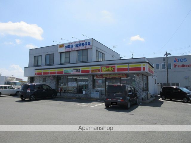 ロジェ コンフォールIIIの周辺写真