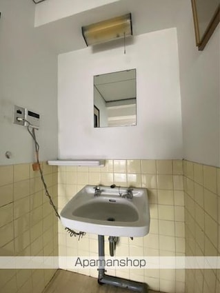 ドルフィン屋島[2LDK/51.3m2]の洗面所