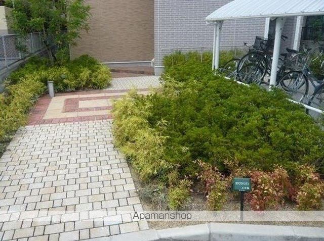 ジョリエーメゾンの玄関写真