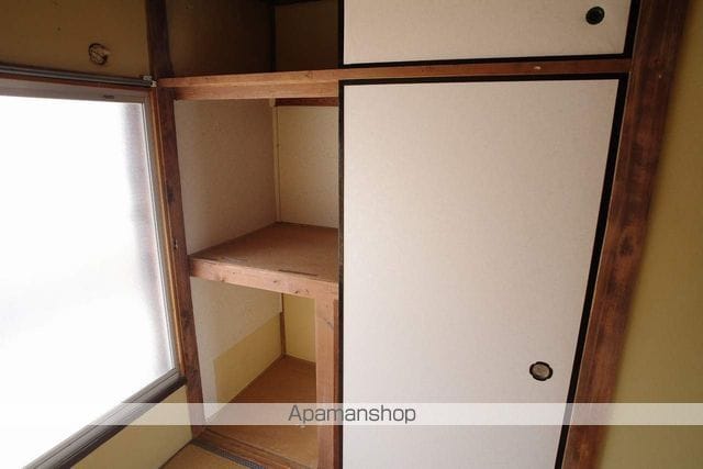 楠公2丁目連棟貸家の内装写真