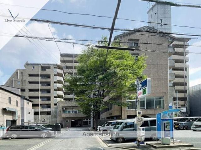 ルポ六本松の玄関写真