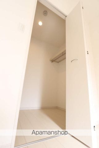 リブリ・ニソルの内装写真